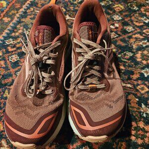 Brooks Caldera 4 Womens size 10 1/2